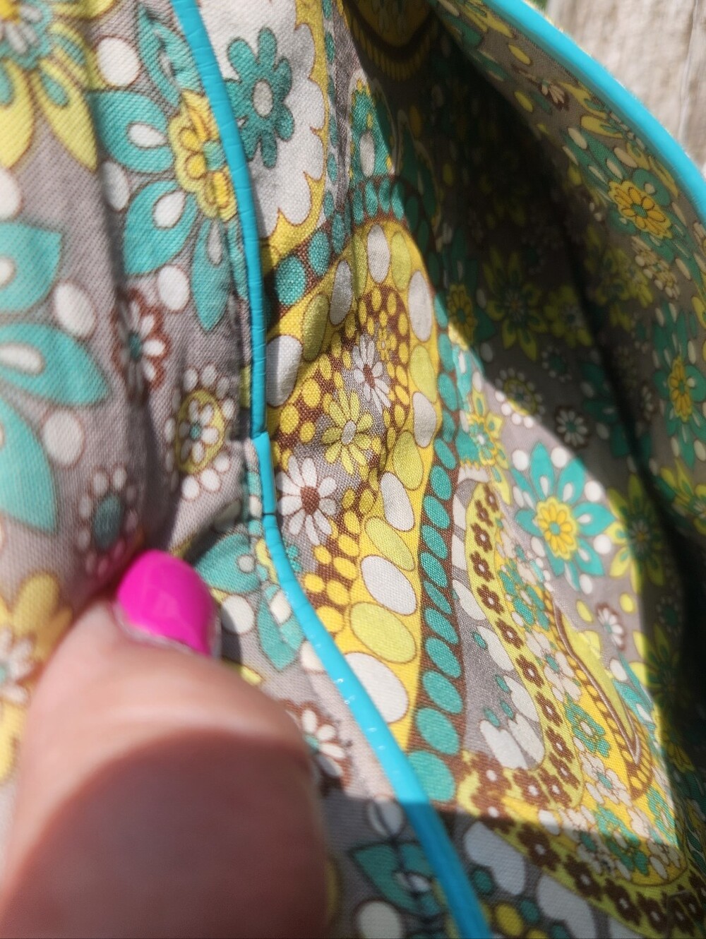 Vera Bradley Lemon Parfait Crossbody Shoulder Bag EUC - Picture 5 of 9